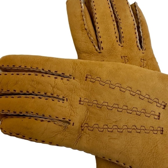 Jenners of Edinburgh, Scotland, Fleece Lined Tan Suede Ladies Gloves, Large - Picture 2 of 8